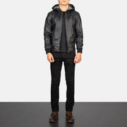 
Nintenzo Black Hooded Leather Jacket - 展现立体袖型与合身版型的侧身视角