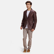Radaron Quilted Maroon 真皮西装外套 男士 - Lateral Side Profile View Showing Sleeve Cut &amp; Athletic Taper Fit