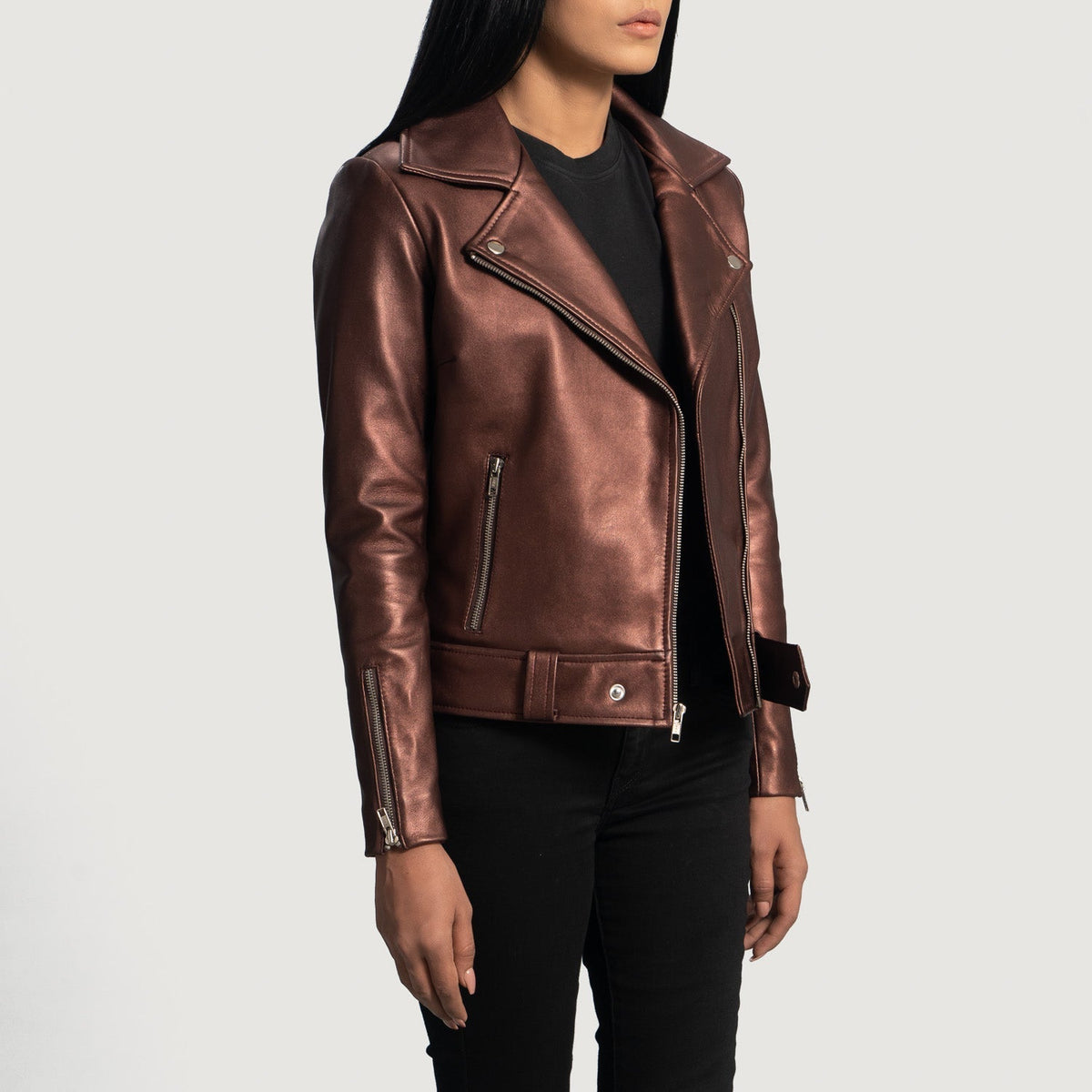 
Maroon Sheepskin Leather Biker Jacket - 展现肩线贴合与利落下摆的背部视角