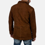 Close-Up Detail of High neck &amp; Zipper with Button Flap Hardware on Men's Sheriff 棕色 麂皮夹克 男士