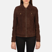 
模特上身效果： Suzy Brown Suede Trucker Jacket 模特试穿展示（自然光垂坠质感）