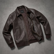 Tailored Rib Cuffs &amp; Hem Craftsmanship Construction Detail on Dark 棕色 Sheepskin 真皮飞行员夹克 男士