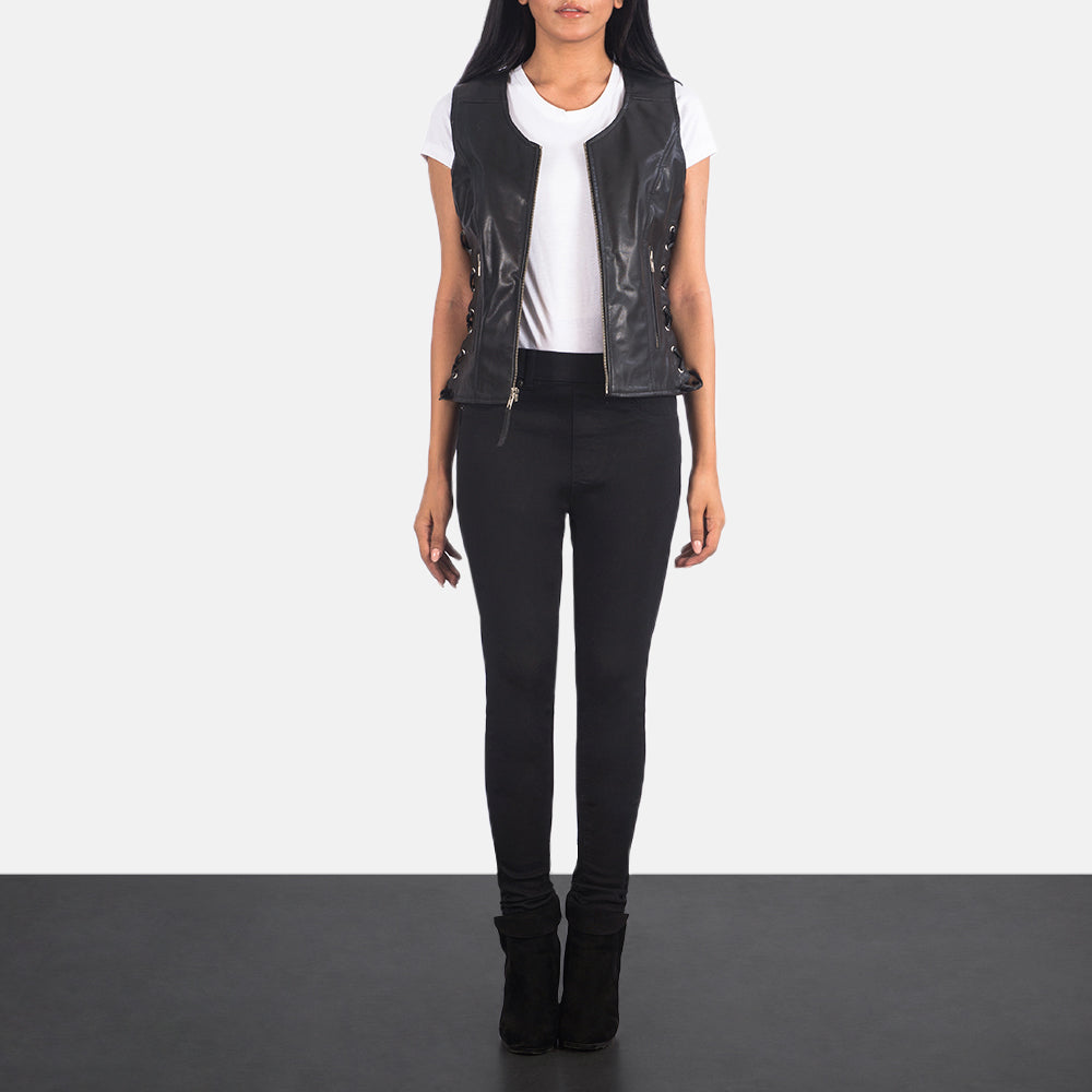 Women's Vanda 黑色 Leather Biker Vest 女士 - Lateral Side Profile View Showing Sleeve Cut &amp; Athletic Taper Fit