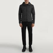 
Wesley 经典黑 Hooded Windbreaker 真皮夹克 男士 - 展现立体袖型与合身版型的侧身视角