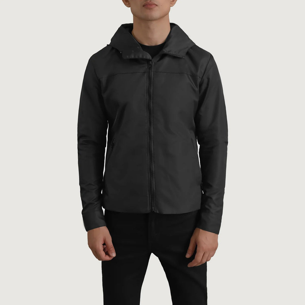 
细节特写 of Classic Collar & Zipper With Inside Wind Flap. Hardware on Wesley 经典黑 Hooded Windbreaker 真皮夹克 男士