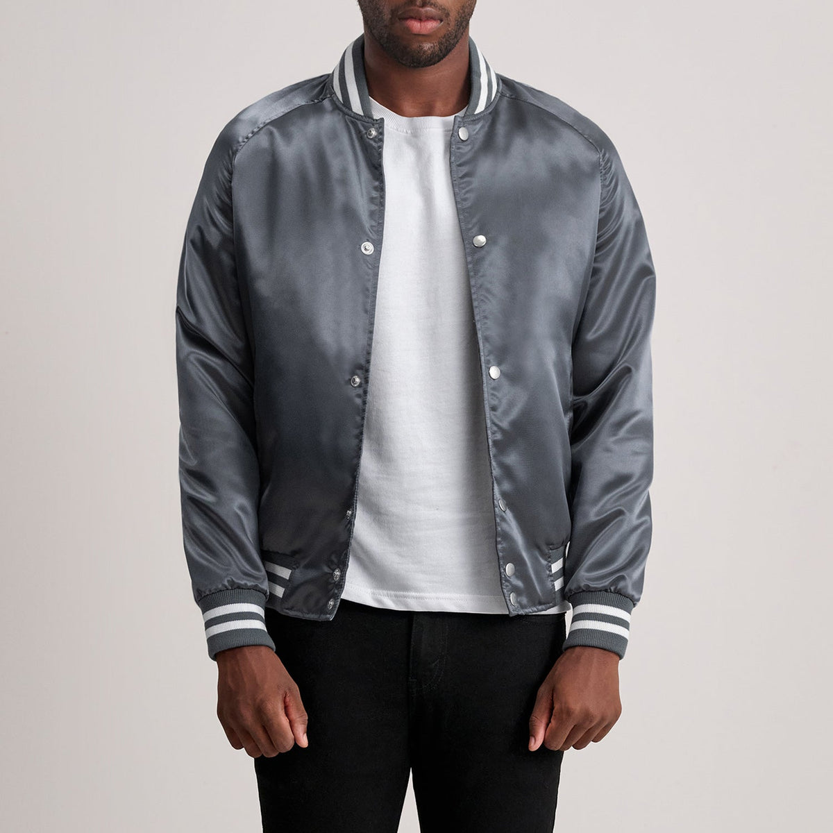 Xander Grey Varsity 真皮夹克 男士 - Lateral Side Profile View Showing Sleeve Cut &amp; Athletic Taper Fit